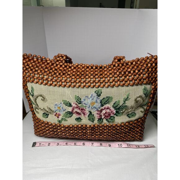 Vintage 1970s Boho Retro Chic Wood Beaded Needlepoint Design Shoulder Bag Purse - Picture 6 of 11